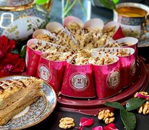 Торт Медово-сметанный с орехами