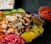 Шаверма на тарелке