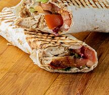 Шаверма в лаваше с фри