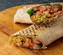 В лаваше с фалафелем