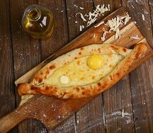 Хачапури по-аджарски