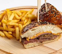 Лукум-бургер