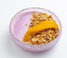 Гранола с йогуртом