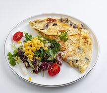 Омлет с овощами и говядиной