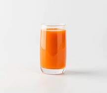 Свежевыжатый морковный сок