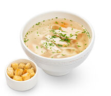 Суп куриный с лапшой