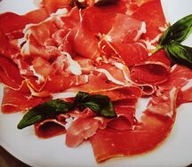 Нарезка Прошутто крудо