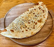 Гёзлеме с миксом сыров