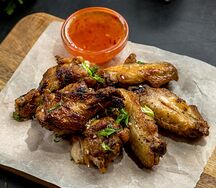 Острые куриные крылья гриль