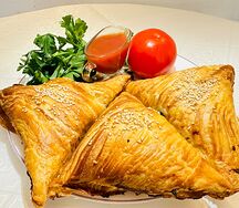 Самса слоёная с говядиной