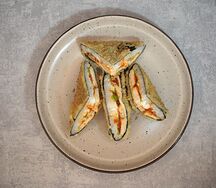 Бенто Сэндвич с копченой курицей