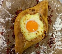 Большой Хачапури по-аджарски