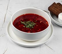 Борщ с телячьими щечками