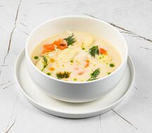Сливочная уха с картофельными ньокки и палтусом