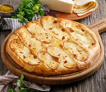 Хачапури с копченым сыром