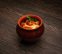 Жаркое из говядины с грибами в сливочном соусе