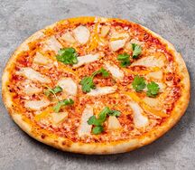 Пицца куриная с ананасом