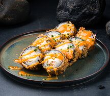 Ролл с креветкой и яблоком