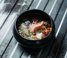 Консоме с лососем и треской