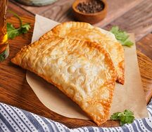 Чебурек с сыром