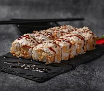 Ролл Дейнерис с угрем