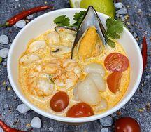 Том ям с креветками