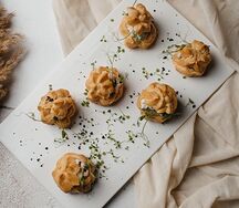 Профитроли с курицей