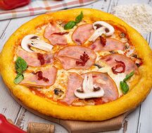 Пицца с пармской ветчиной