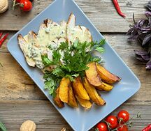 Куриная грудка под соусом дорблю