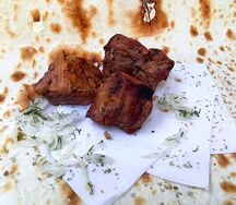 Шашлык из cвинoй шейки на углях