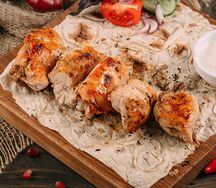 Шашлык из куриного филе в лаваше