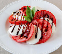 Итальянский салат Caprese