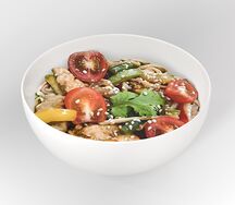 Соба с курицей и овощами