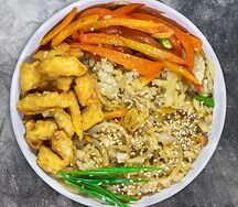 Вок рис с курицей