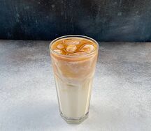 Холодный карамельный капучино