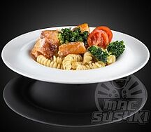 Фетуччини с лососем и брокколи