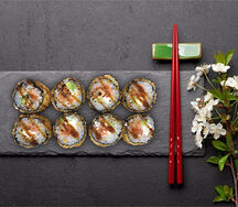 Банзай с угрём и лососем