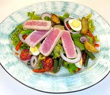 Нисуаз с тунцом