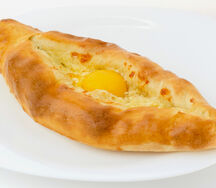 Хачапури по-аджарски