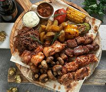 Большой мясной сет с шашлыками