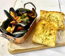 Мидии в соусе Том ям