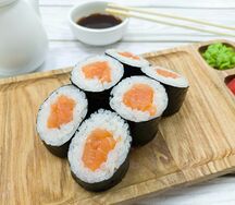 Ролл Хосомаки Сяке