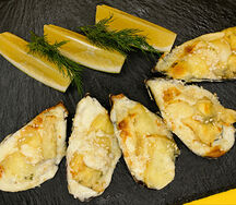 Мидии, запеченные под соусом Блю чиз