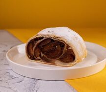 Сливовый штрудель