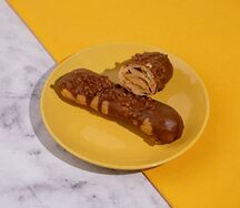 Эклер Карамельный