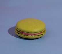 Макарун Фисташка-малина