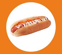 Хот-дог с сосиской и корейской морковью