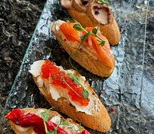 Ассорти из брускетт