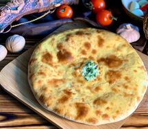 Хачапури со шпинатом и сыром