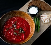 Борщ с салом